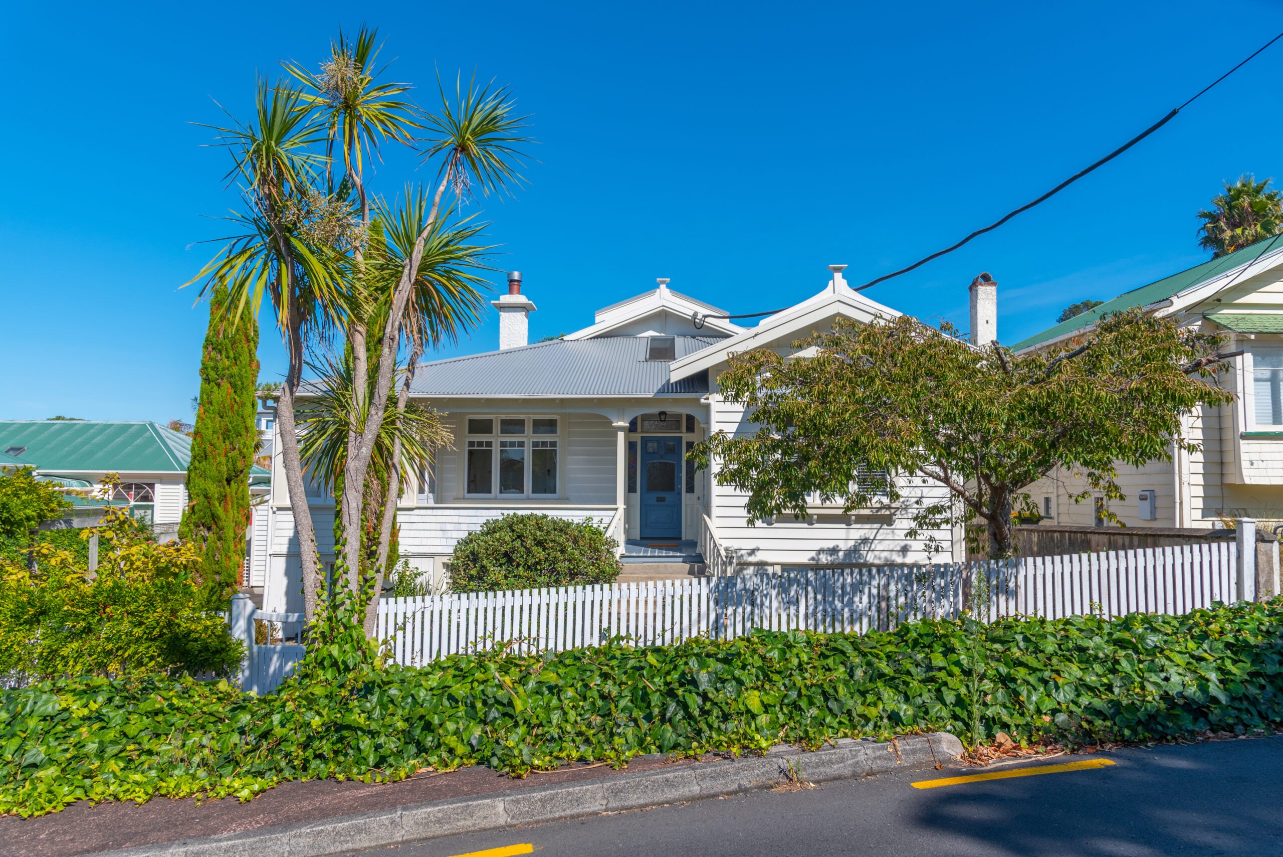 Wooden mansions at the devonport neighborhood of Auckland, New Zealand